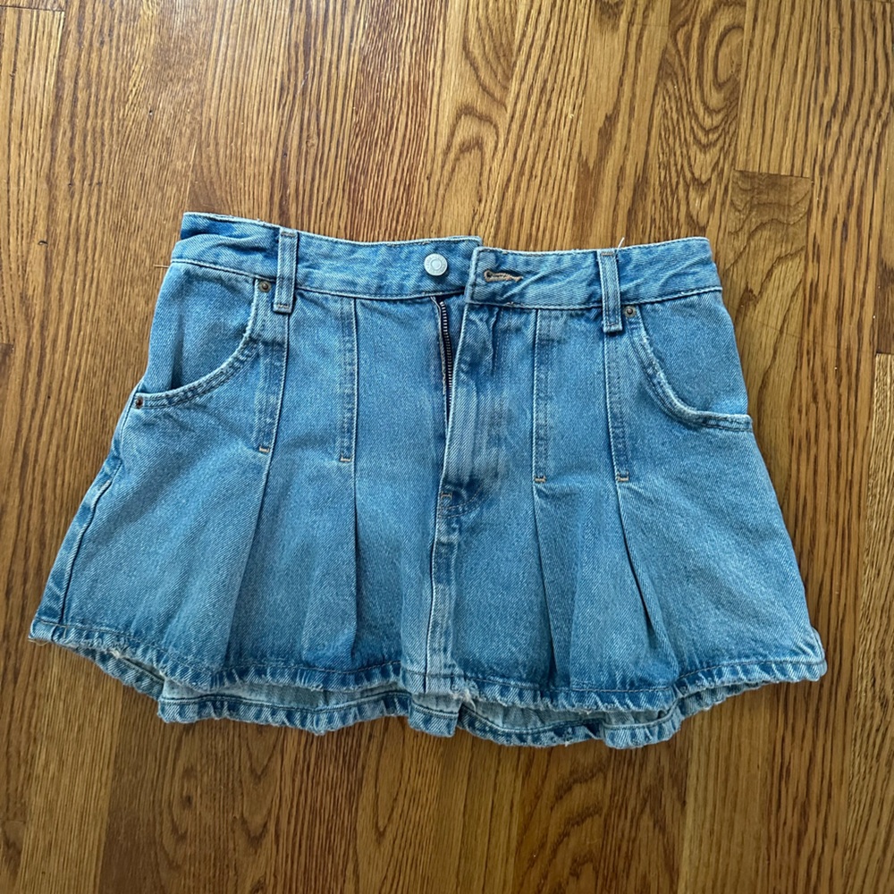 Zara pleated Jean skirt